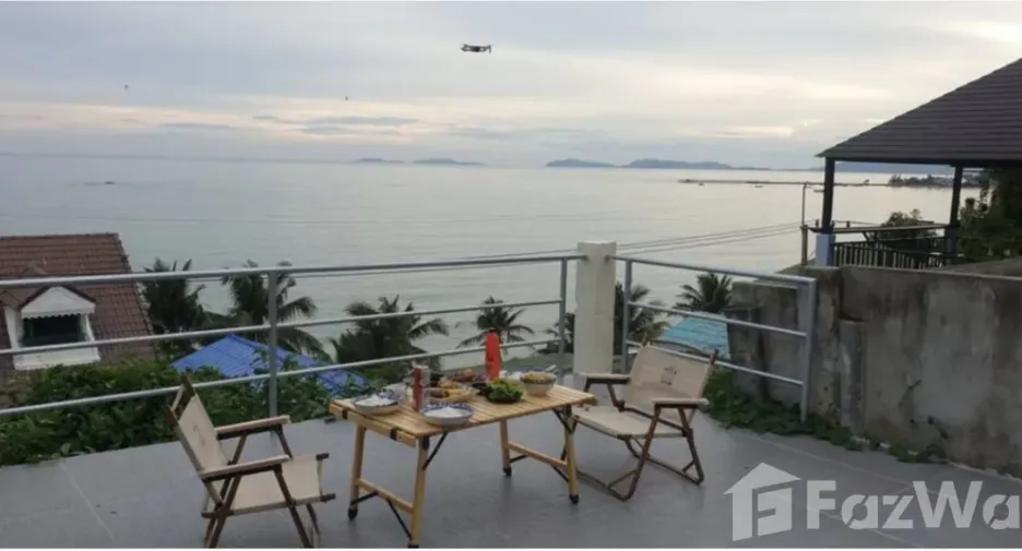 Reihenhaus zum Kauf und zur Miete mit 2 Zimmer in Ban Chang, Rayong