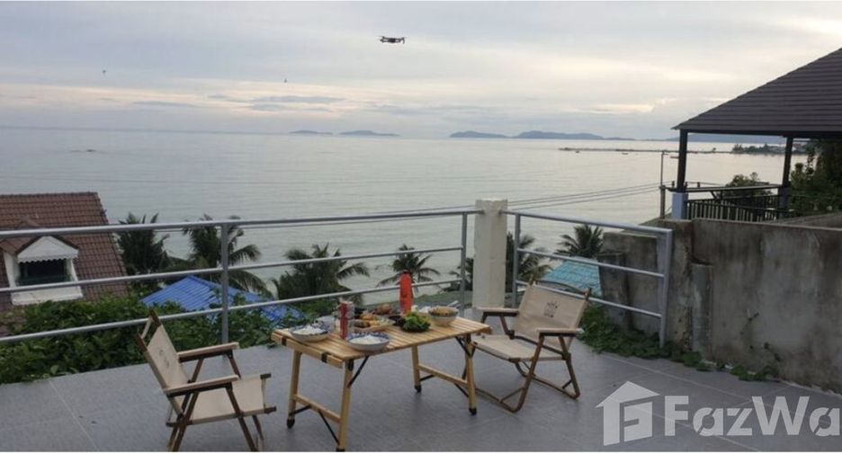 Casa adosada en venta y en alquiler de 2 habitaciones en Ban Chang, Rayong