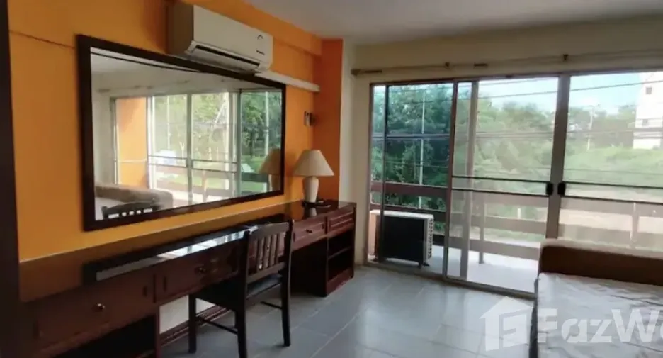 Reihenhaus zum Kauf und zur Miete mit 2 Zimmer in Ban Chang, Rayong