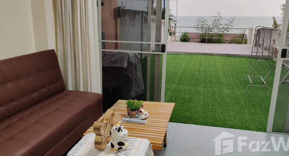 Reihenhaus zum Kauf und zur Miete mit 2 Zimmer in Ban Chang, Rayong