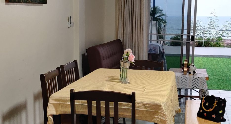 Reihenhaus zum Kauf und zur Miete mit 2 Zimmer in Ban Chang, Rayong