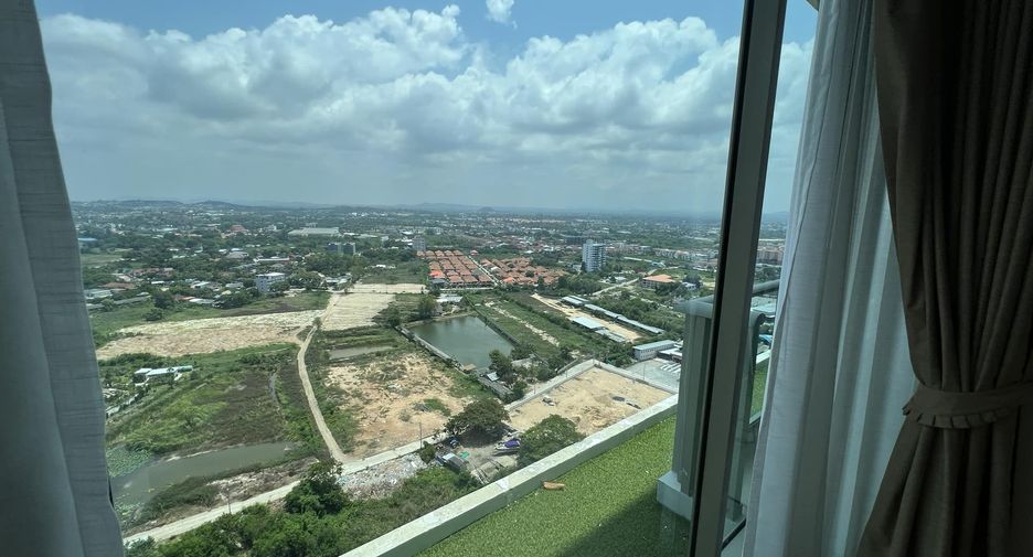 For rent 2 bedrooms condo in Bang Lamung, Chonburi