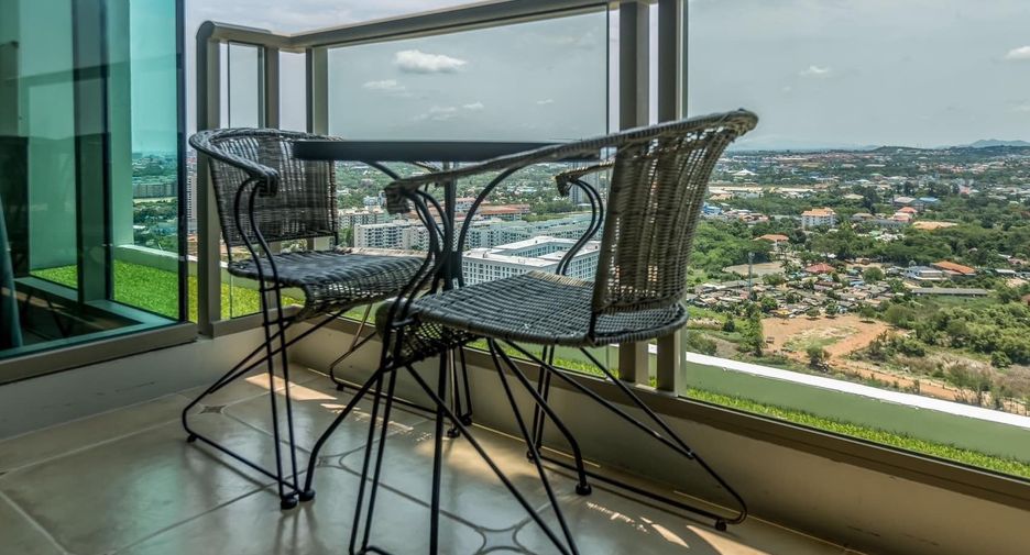 For rent 2 bedrooms condo in Bang Lamung, Chonburi
