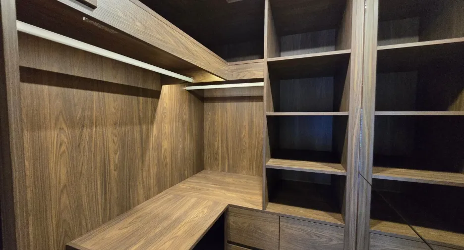 For sale 1 bed condo in Pathum Wan, Bangkok