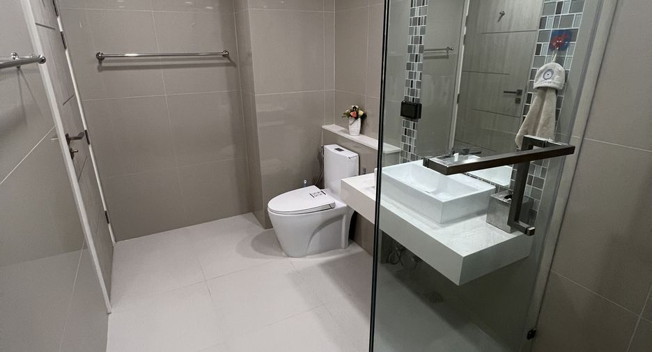 For sale 1 bed condo in Bang Lamung, Chonburi