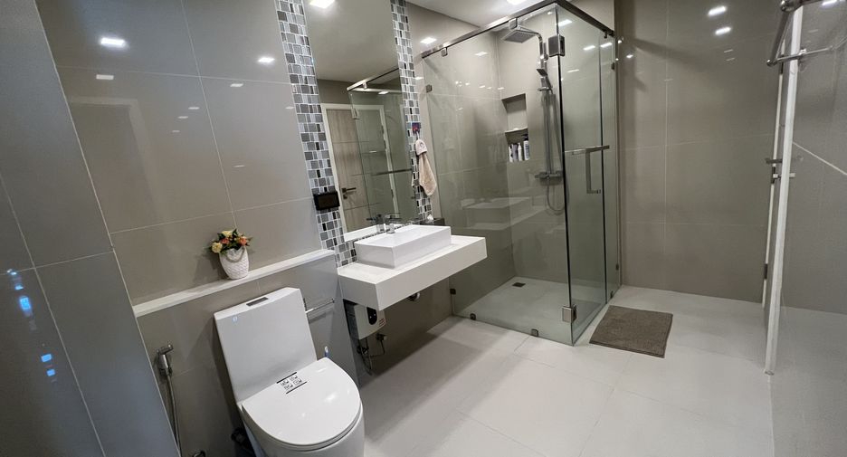 For sale 1 bed condo in Bang Lamung, Chonburi