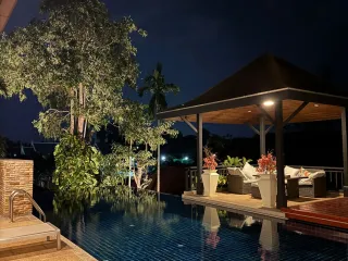For rent 4 bedrooms villa in Mueang Phuket, Phuket