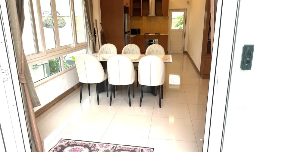 For sale そして for rent 6 ベッドルーム house in Bang Lamung, Chonburi