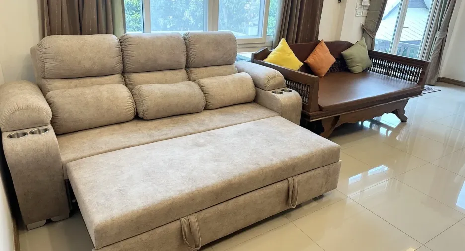 For sale そして for rent 6 ベッドルーム house in Bang Lamung, Chonburi