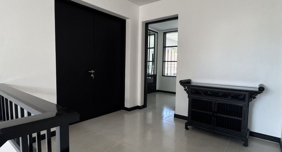 For sale and for rent 4 bedrooms house in Bang Lamung, Chonburi