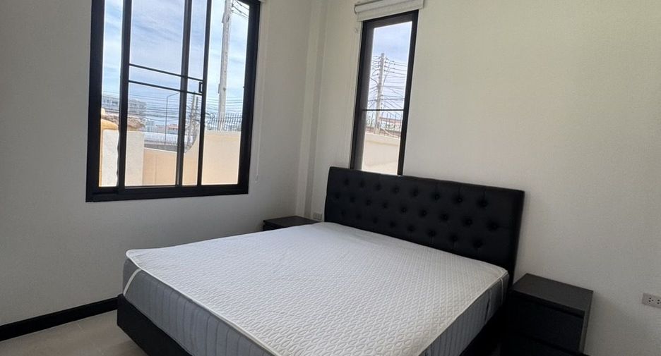 For sale and for rent 4 bedrooms house in Bang Lamung, Chonburi