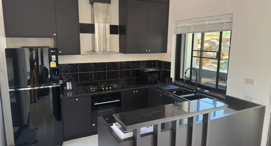 For sale and for rent 4 bedrooms house in Bang Lamung, Chonburi