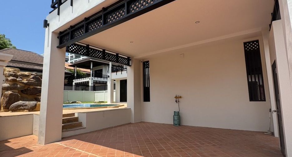 For sale and for rent 4 bedrooms house in Bang Lamung, Chonburi