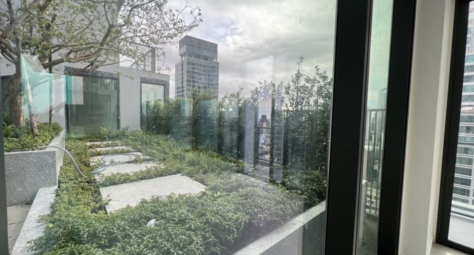 For sale 2 bedrooms condo in Sathon, Bangkok