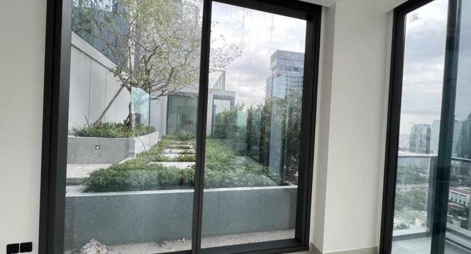 For sale 2 bedrooms condo in Sathon, Bangkok