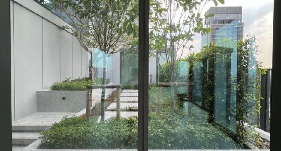 For sale 2 bedrooms condo in Sathon, Bangkok