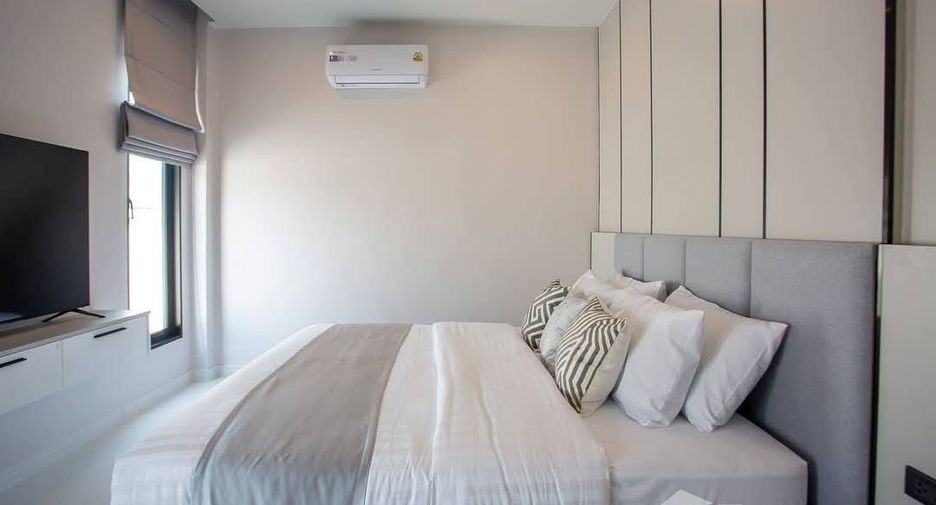For sale 4 bedrooms villa in Hua Hin, Prachuap Khiri Khan