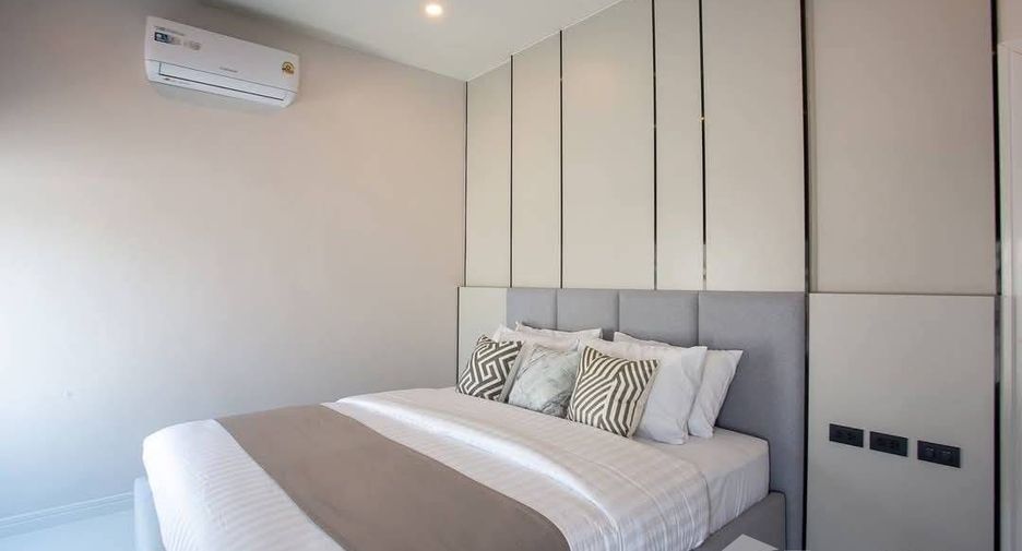 For sale 4 bedrooms villa in Hua Hin, Prachuap Khiri Khan