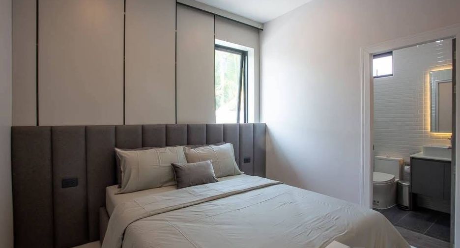 For sale 4 bedrooms villa in Hua Hin, Prachuap Khiri Khan