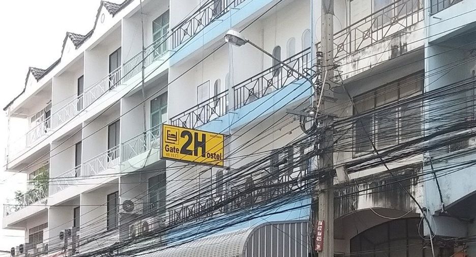 For sale 4 bedrooms retail Space in Don Mueang, Bangkok