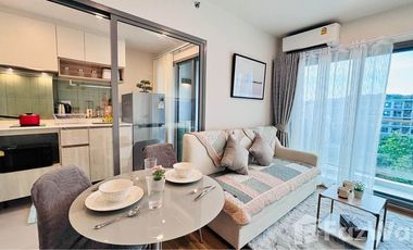 À louer 1 chambre condo à Mueang Phuket, Phuket