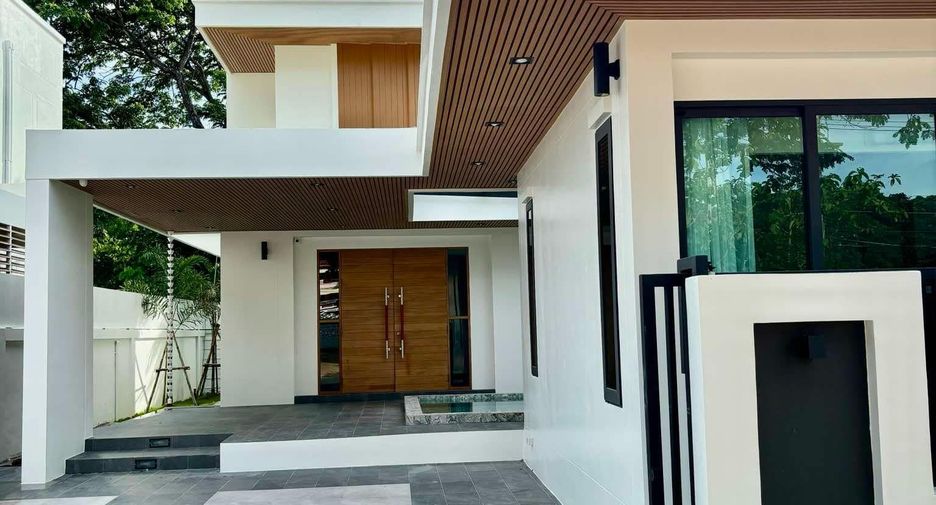 À vendre 4 chambres villa à Jomtien, Pattaya