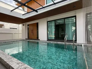 For sale 4 bedrooms villa in Bang Lamung, Chonburi