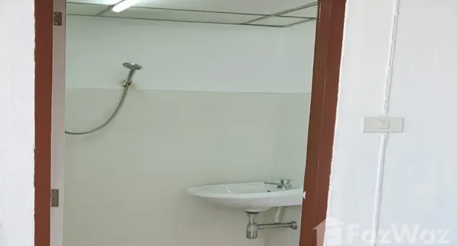 For sale studio condo in Mueang Nonthaburi, Nonthaburi
