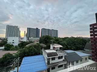 出售 4 卧室 联排别墅 在 Suan Luang, 曼谷