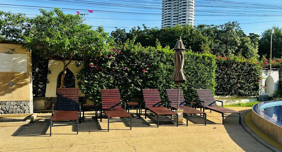 出售 和 出租 3 卧室 公寓 在 Sattahip, Chon Buri