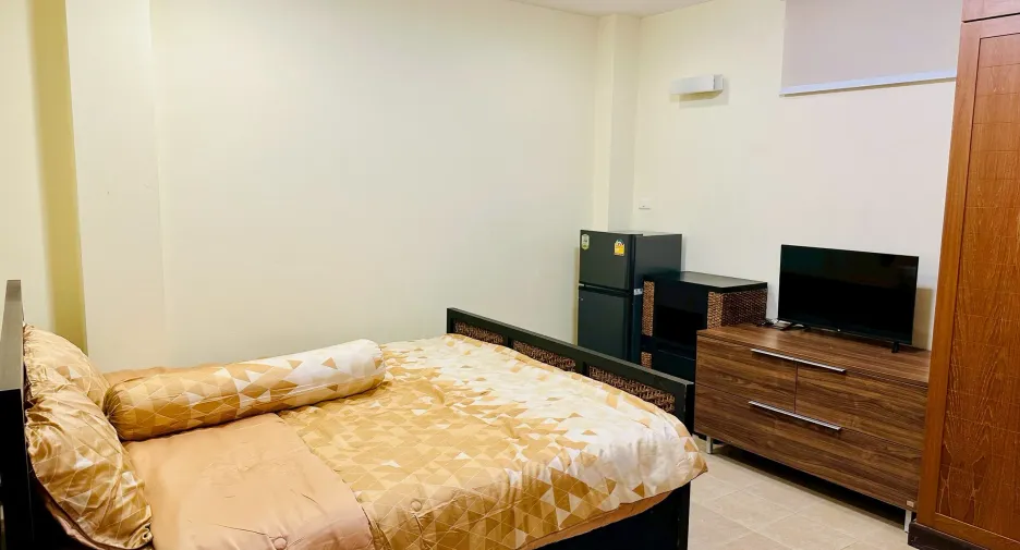 出售 和 出租 3 卧室 公寓 在 Sattahip, Chon Buri