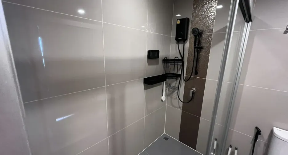 For sale and for rent 1 bed condo in Huai Khwang, Bangkok
