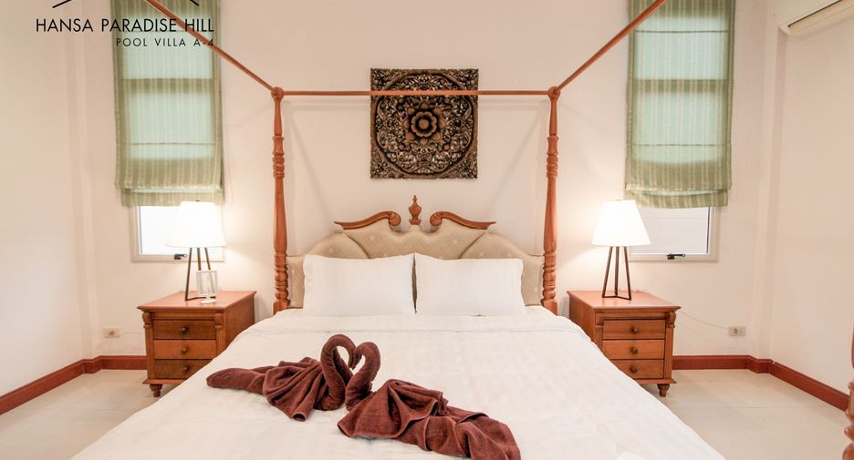 À louer 3 chambres villa à Bang Lamung, Chonburi