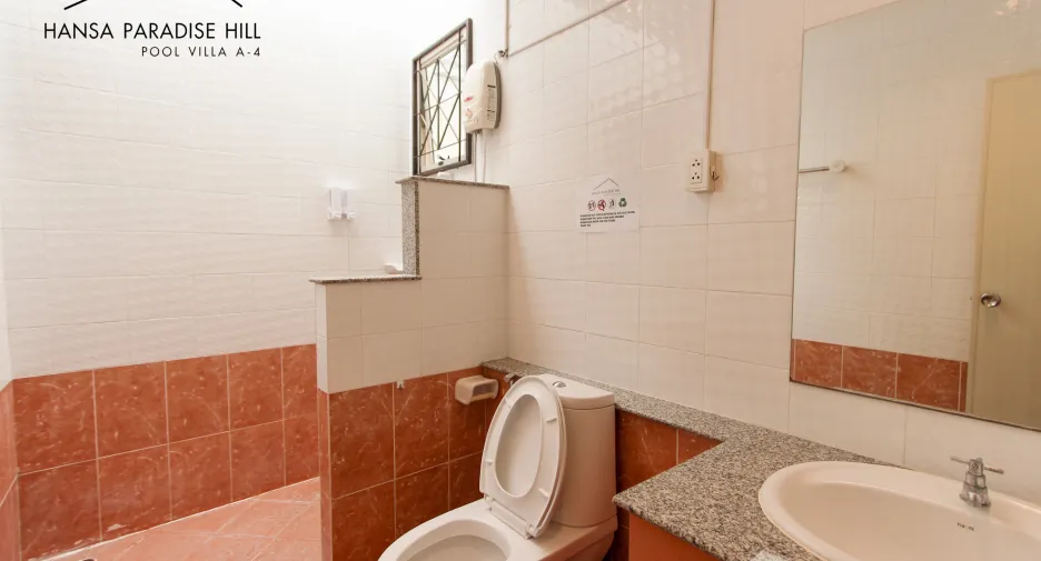 À louer 3 chambres villa à Bang Lamung, Chonburi