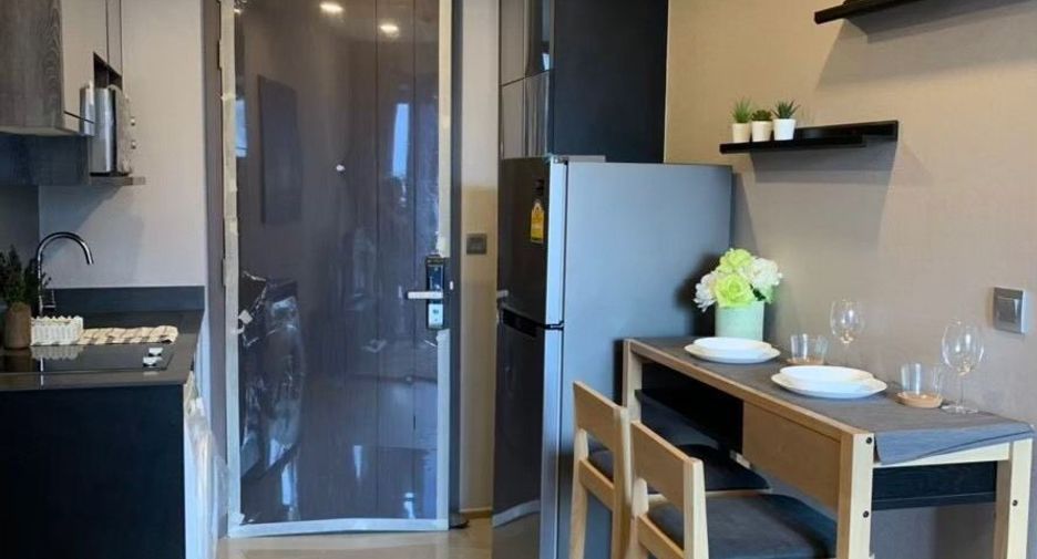 For sale そして for rent スタジオ condo in Bang Rak, Bangkok