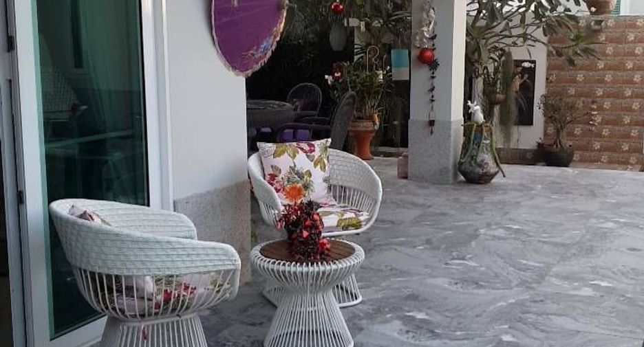 For sale 4 bedrooms villa in Hua Hin, Prachuap Khiri Khan
