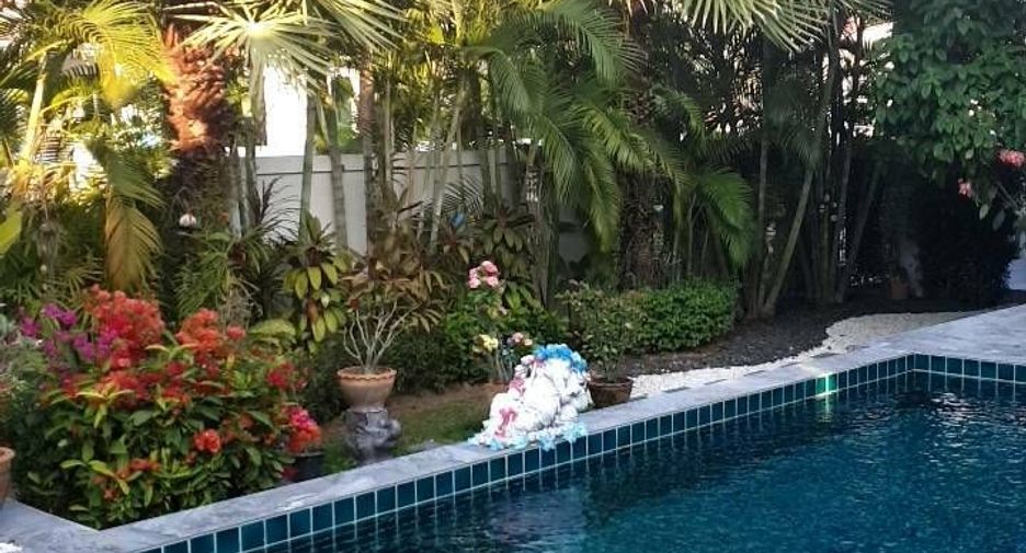 For sale 4 bedrooms villa in Hua Hin, Prachuap Khiri Khan