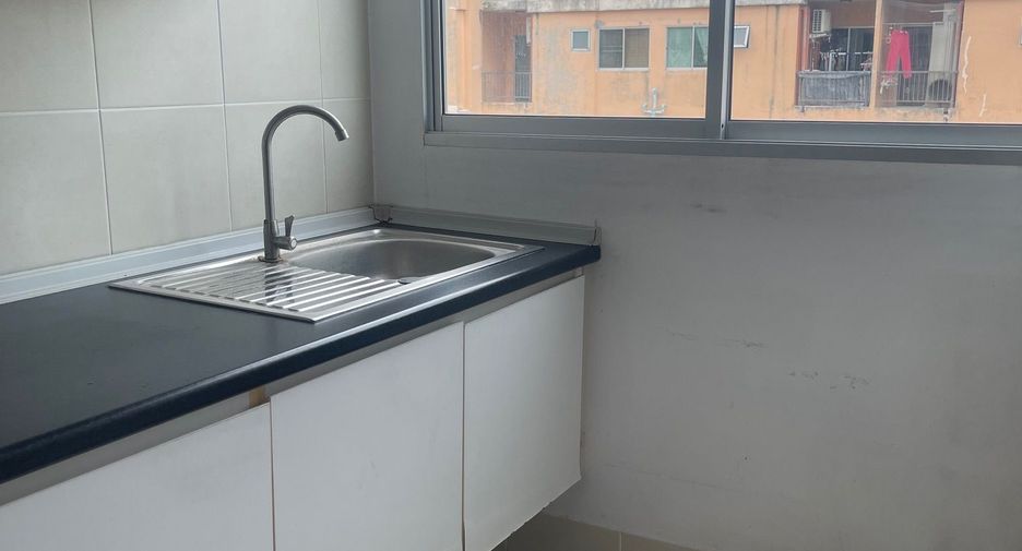 For sale 1 bed condo in Bang Na, Bangkok