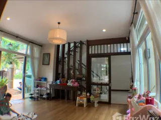 À vendre 3 chambres maison à Si Racha, Chonburi