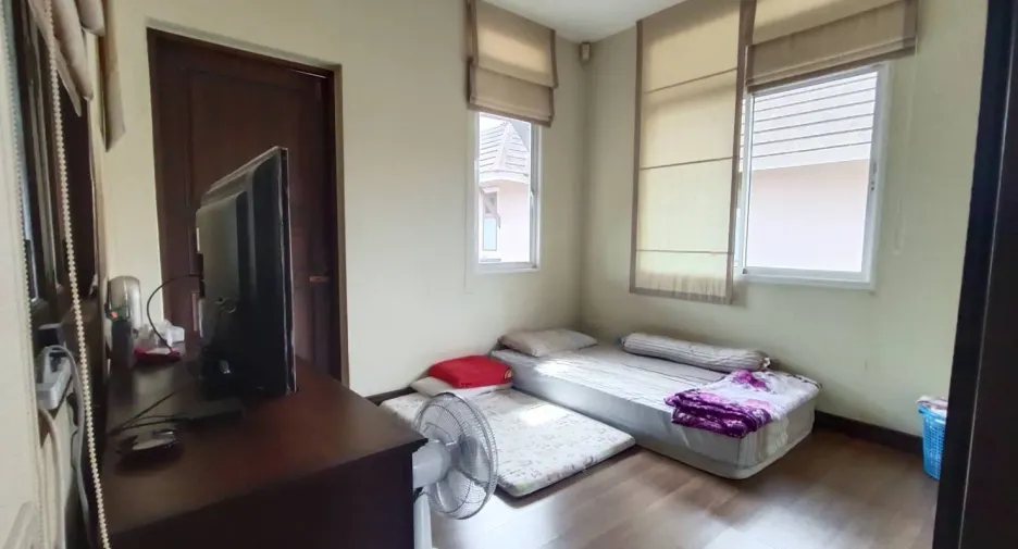 For sale 3 bedrooms house in Si Racha, Chonburi