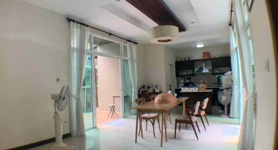For sale 3 bedrooms house in Si Racha, Chonburi