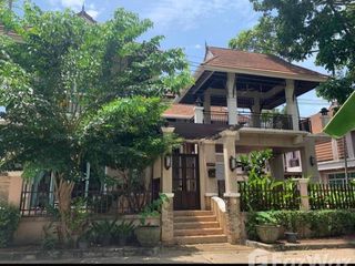 For sale 3 bedrooms house in Si Racha, Chonburi