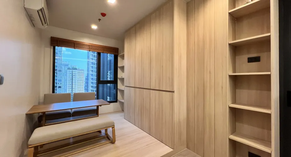 For sale and for rent 1 bed condo in Huai Khwang, Bangkok
