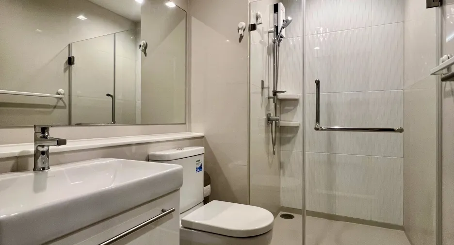 For sale and for rent 1 bed condo in Huai Khwang, Bangkok