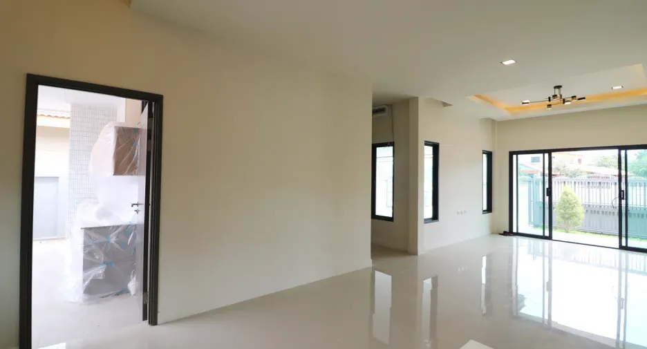Casa en venta de 3 habitaciones en Mueang Nongbua Lamphu, Nong Bua Lamphu