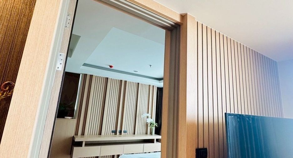 For sale 2 bedrooms condo in Si Racha, Chonburi