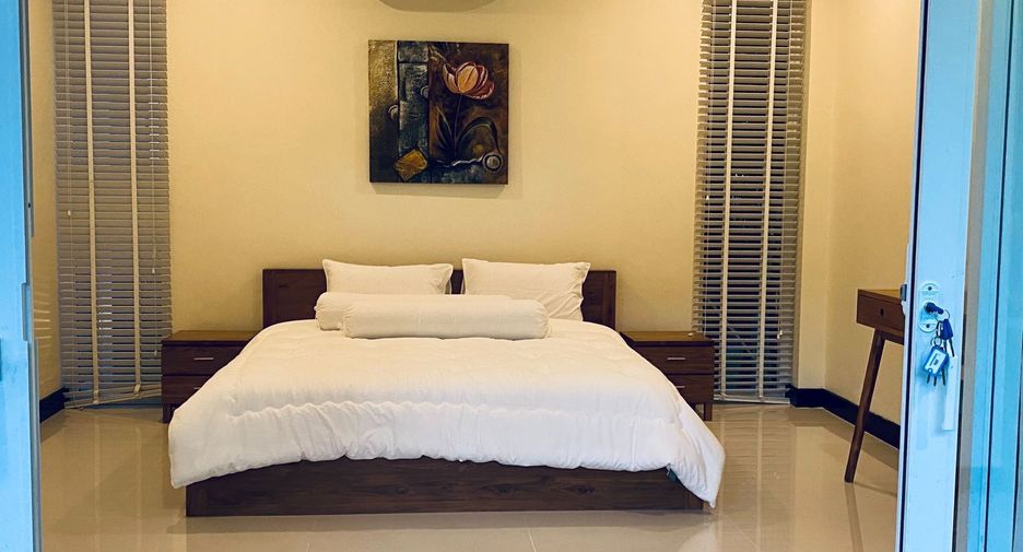 For sale 4 ベッドルーム villa in Hua Hin, Prachuap Khiri Khan