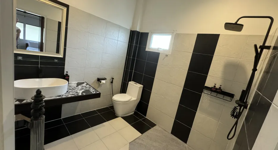 For sale 22 bedrooms hotel in Sathing Phra, Songkhla
