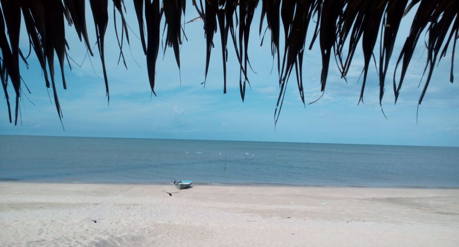 For sale 22 bedrooms hotel in Sathing Phra, Songkhla