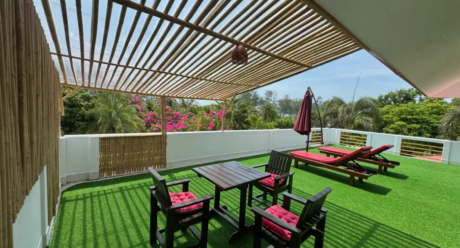 For sale 22 bedrooms hotel in Sathing Phra, Songkhla